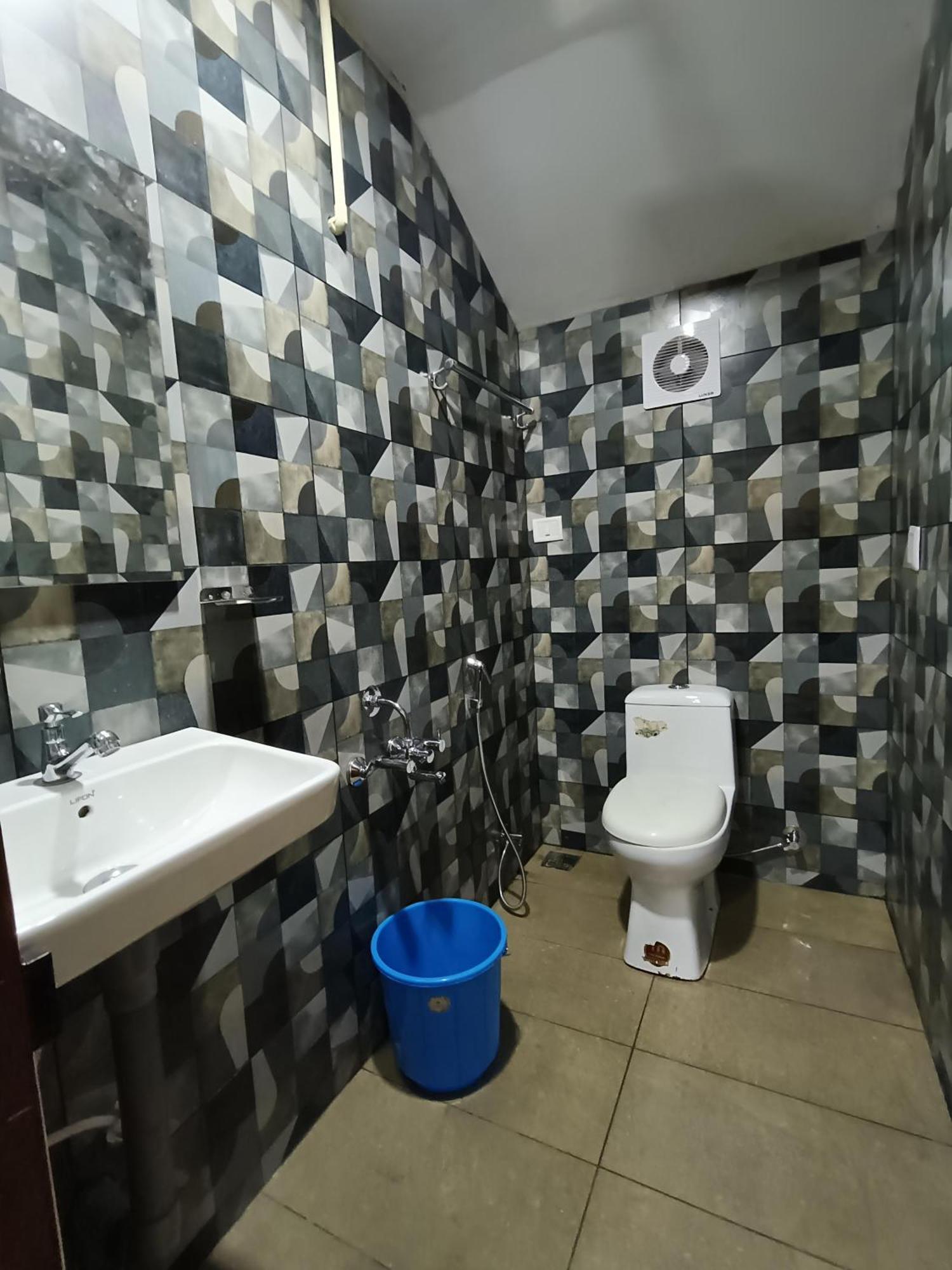 Sahara Suites Kochi Exterior photo